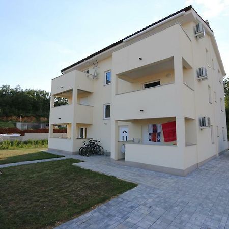 Apartment Samsa Mirica Чижичи Экстерьер фото