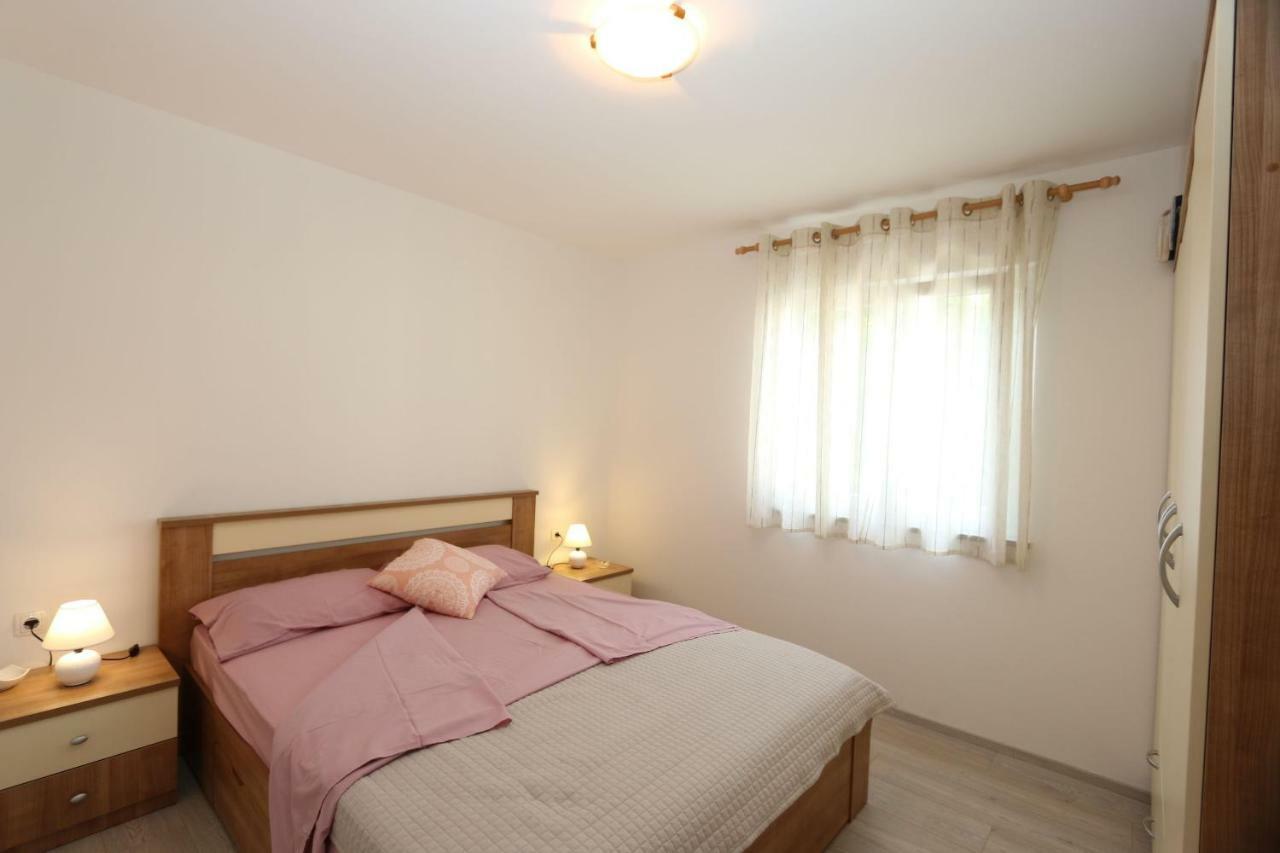 Apartment Samsa Mirica Чижичи Экстерьер фото