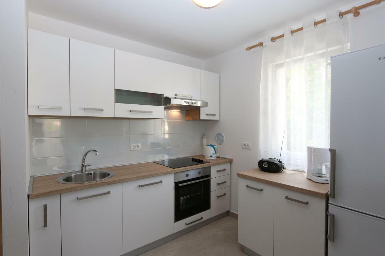 Apartment Samsa Mirica Чижичи Экстерьер фото